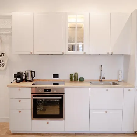 Bright 2-Room Apartment For Friends And Relatives-2
